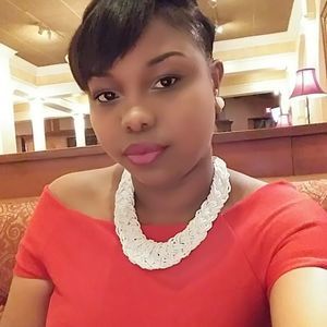 Meet your Posher, Youma